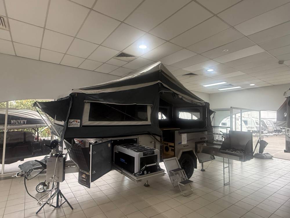 2022 Signature Campers Elite