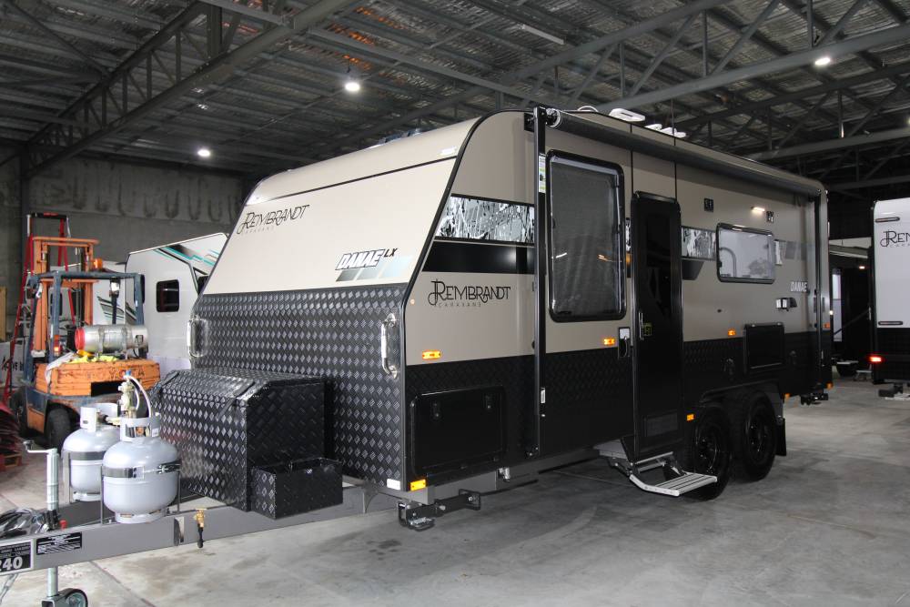 2025 Rembrandt Danae Lx