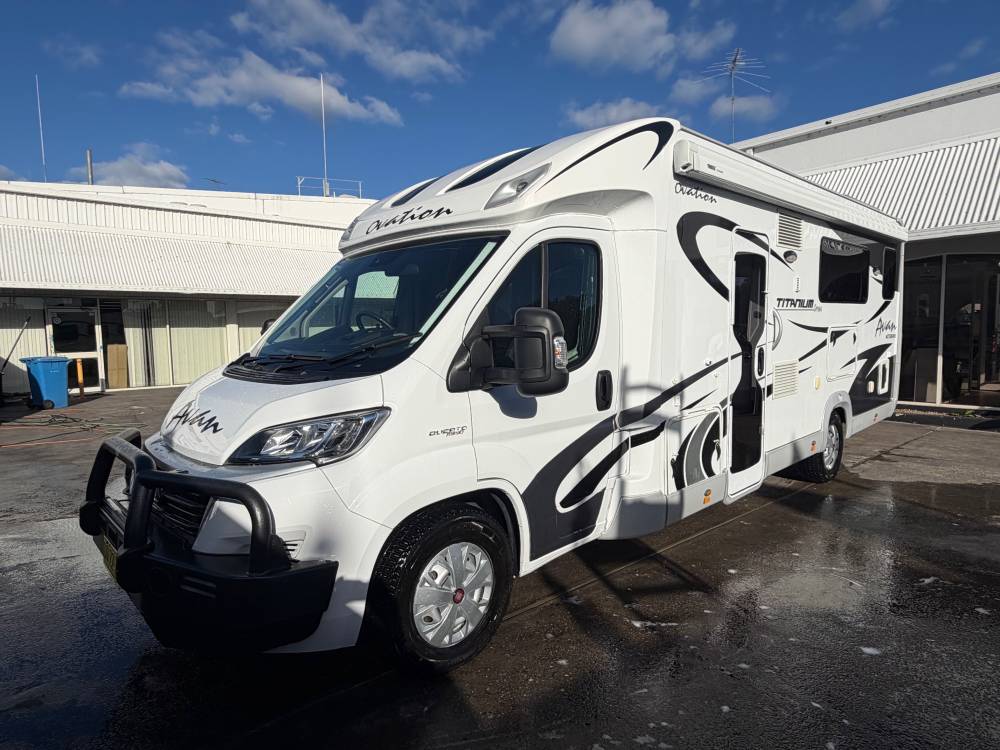 2022 Avan Ovation M7 C Class