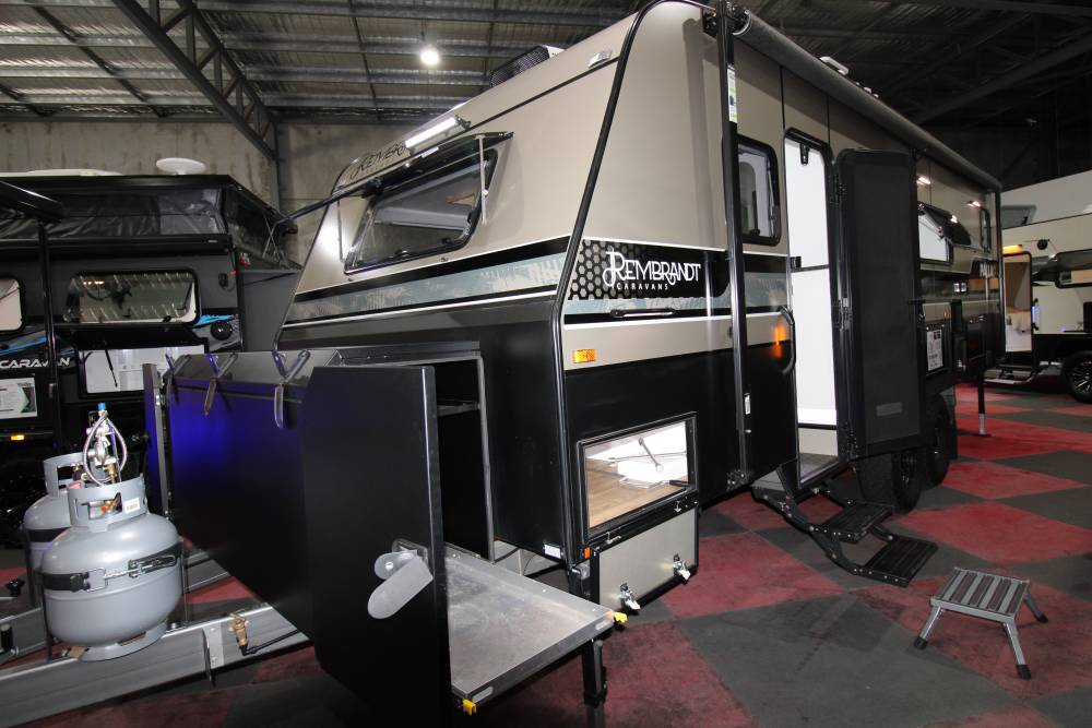 2025 Rembrandt Pallas Slide-Out